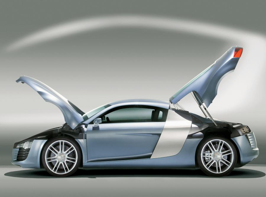  Audi R8 Le Mans Quattro Concept 2003 года  (фото 24 из 42)